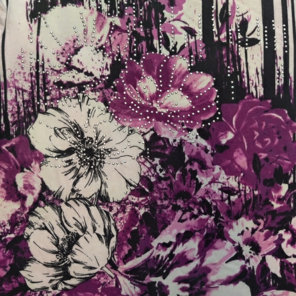 Christopher & Banks XL Purple & Black Floral 3/4 Sleeve Tee with Rhinestones - Picture 5 of 8